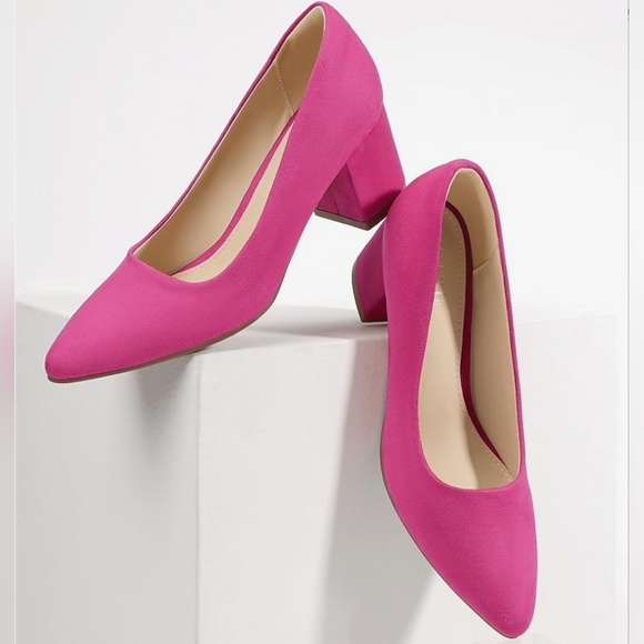 Vintage Shoes - 📃☔️🩵⏭️NIB Pink Suede Closed Toe Chunky Block Heel Shoes Size 8